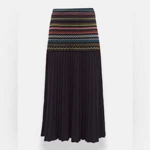 MOLLI Size M • Jacquard Navy Blue 100% Laine Wool Pleated Knit Skirt Designer.